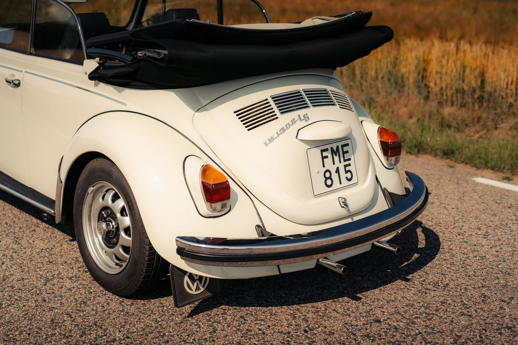 Exteriörbild på 1972 Volkswagen 1302 S Cabriolet (24)