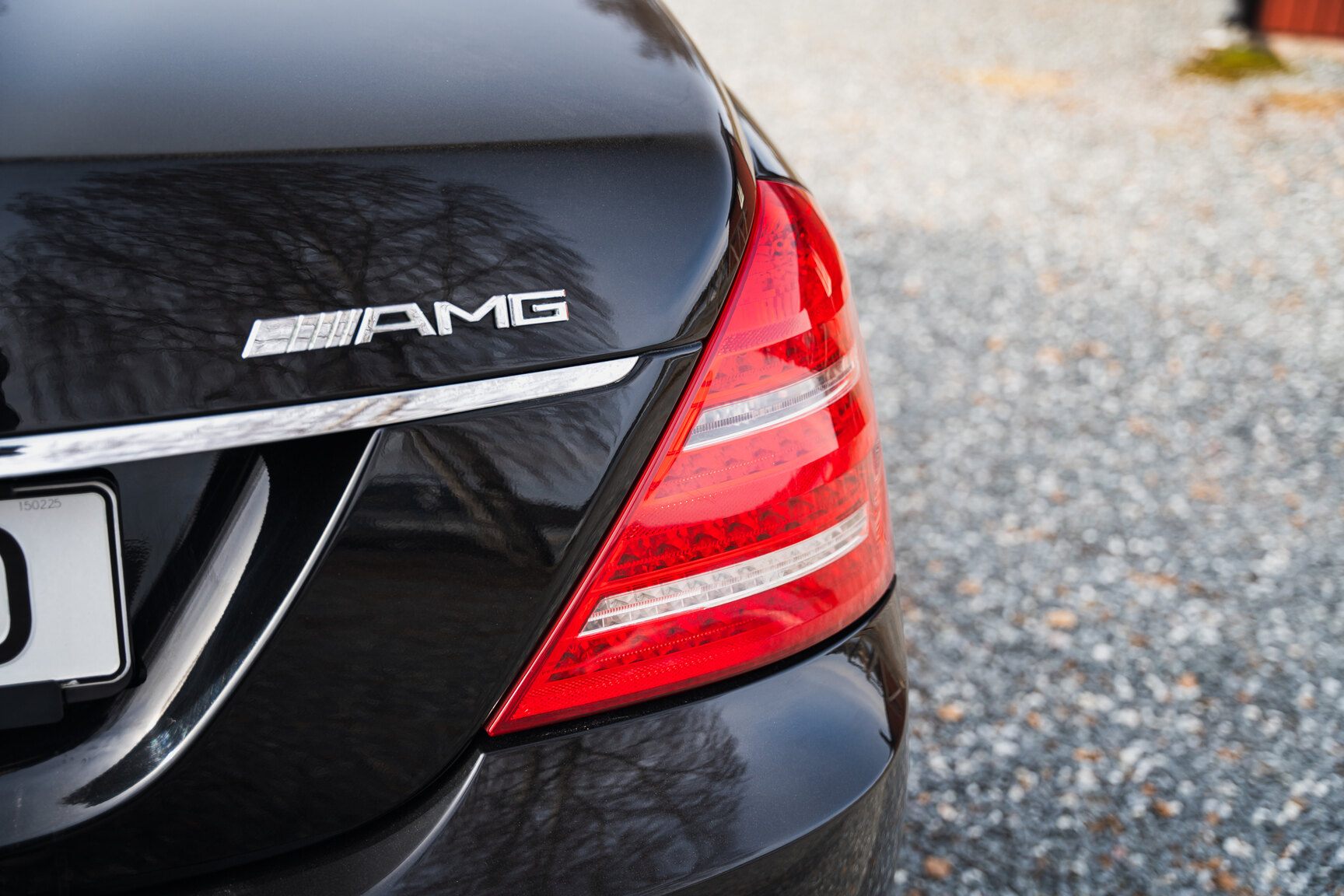 Exteriörbild på 2011 Mercedes-Benz S600 (16)