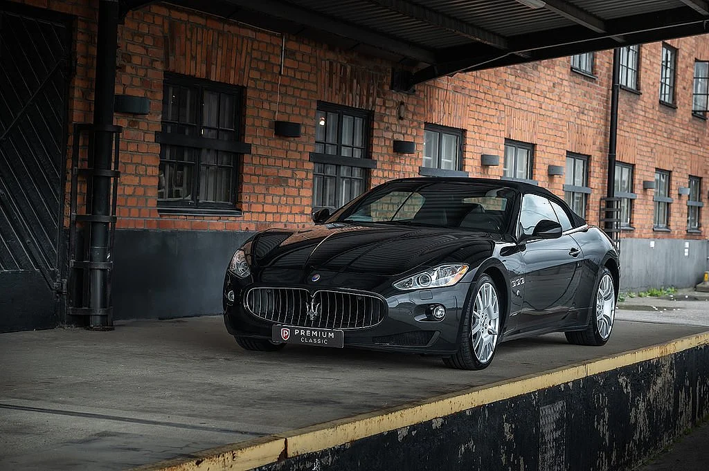 Bild von 2010 Maserati GranCabrio (11)