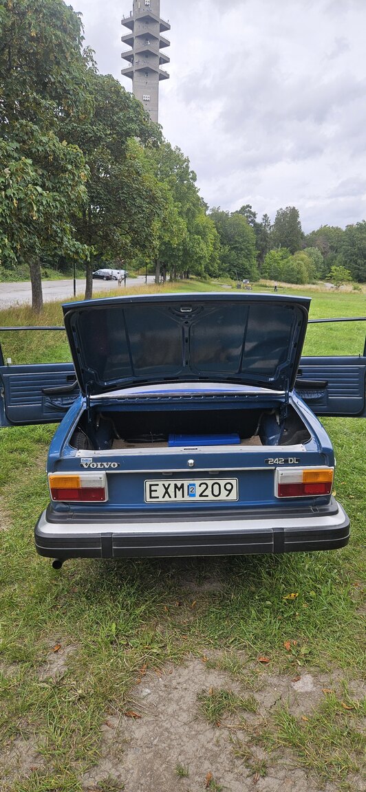 Exteriörbild på 1977 Volvo 242