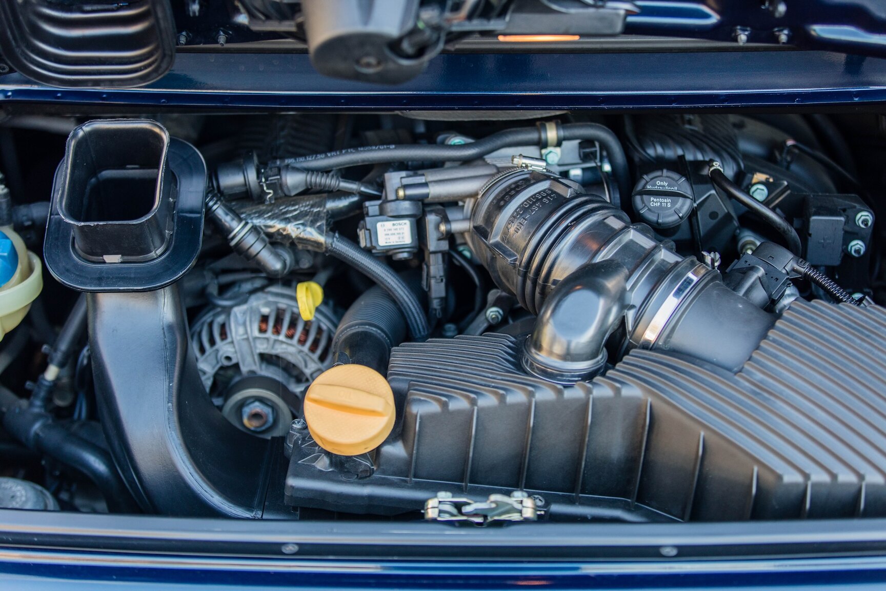 Image of 1999 Porsche 911 Carrera Cabriolet mechanics