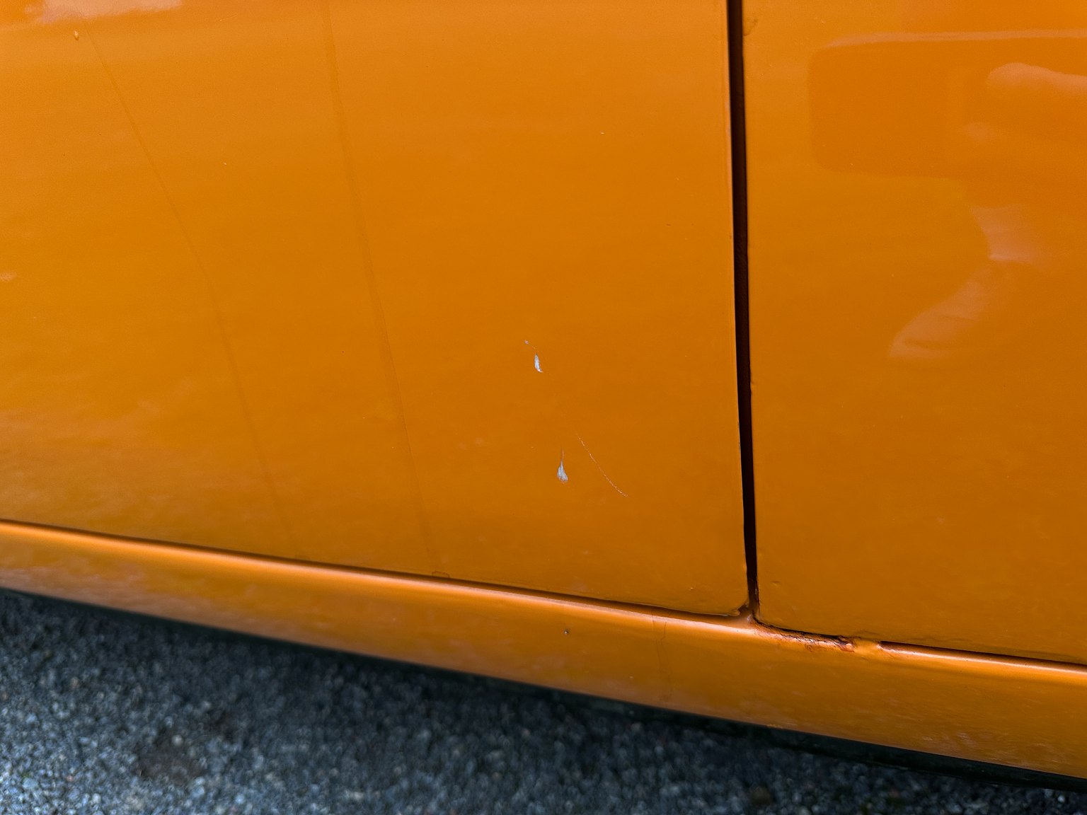 Exteriörbild på 1974 Volvo 142 2.0