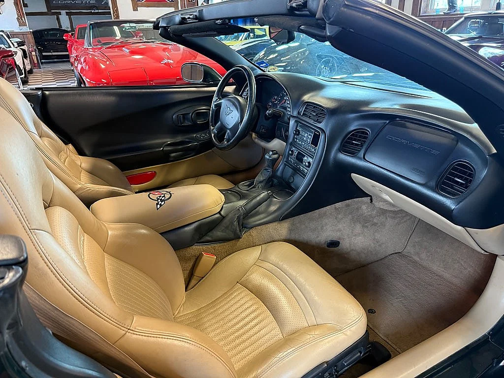 Bild von 2001 Chevrolet Corvette (19)