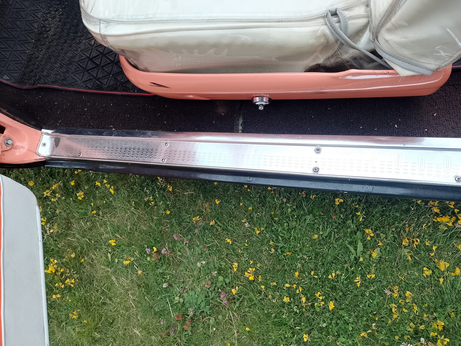 Interior image of 1957 Ford Fairlane 500 Skyliner Retract