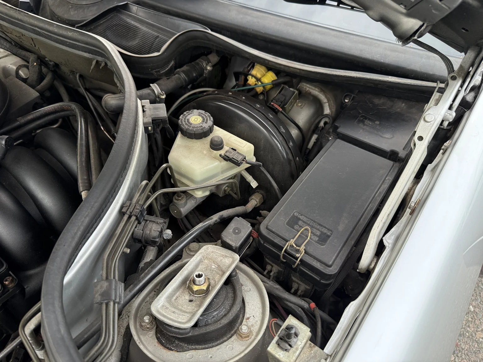 1994 Mercedes-Benz E 320 T (16), Mekanik