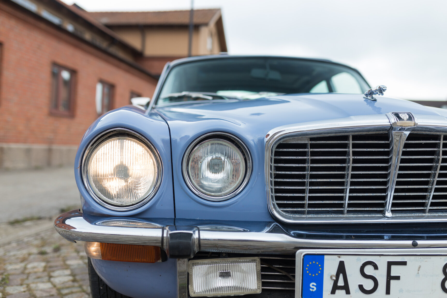 Exteriörbild på 1975 JAGUAR XJ6  (20)