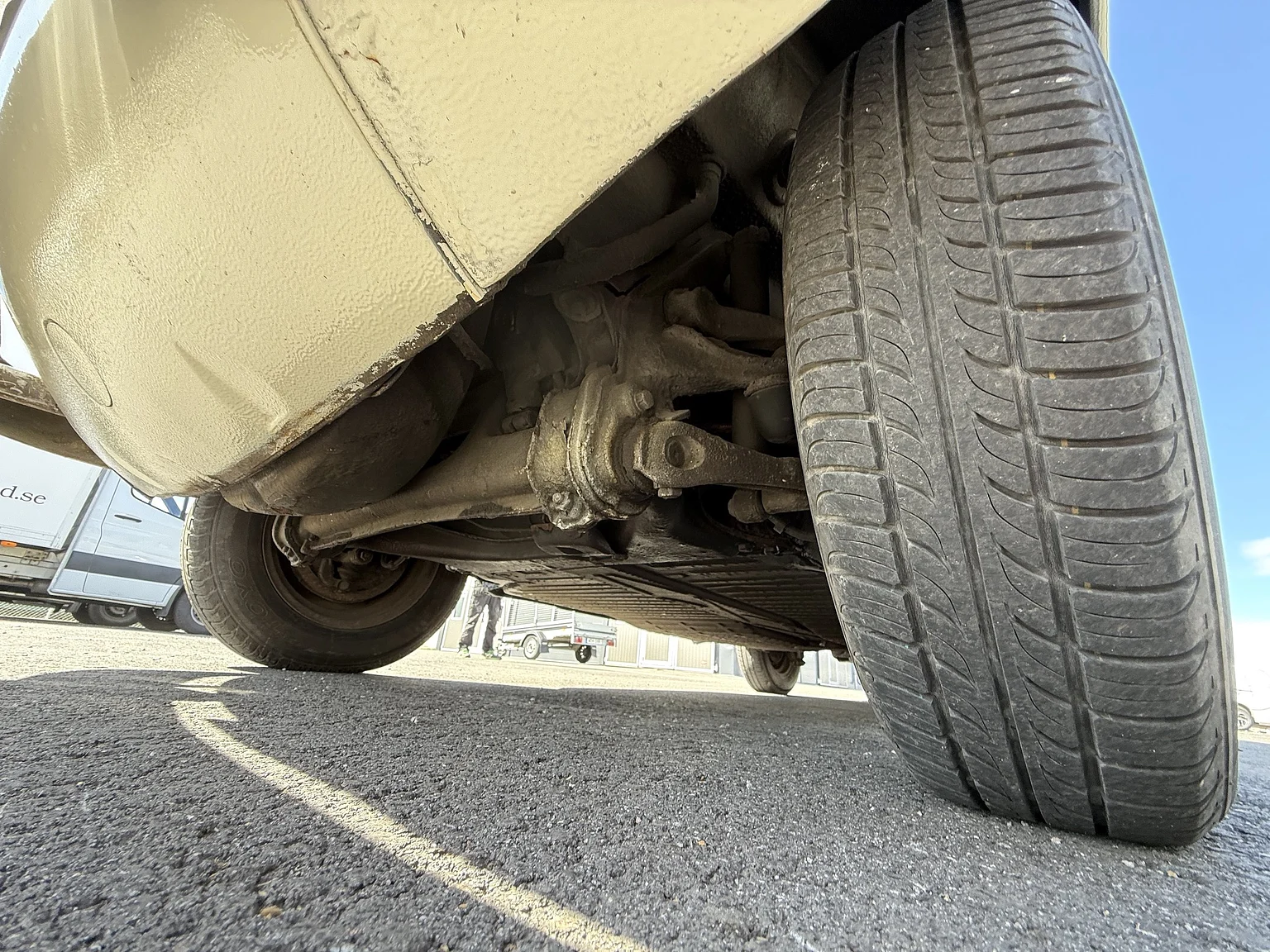 Image of 1965 Volkswagen 1500 Limousine 311 Notchback mechanics (43)