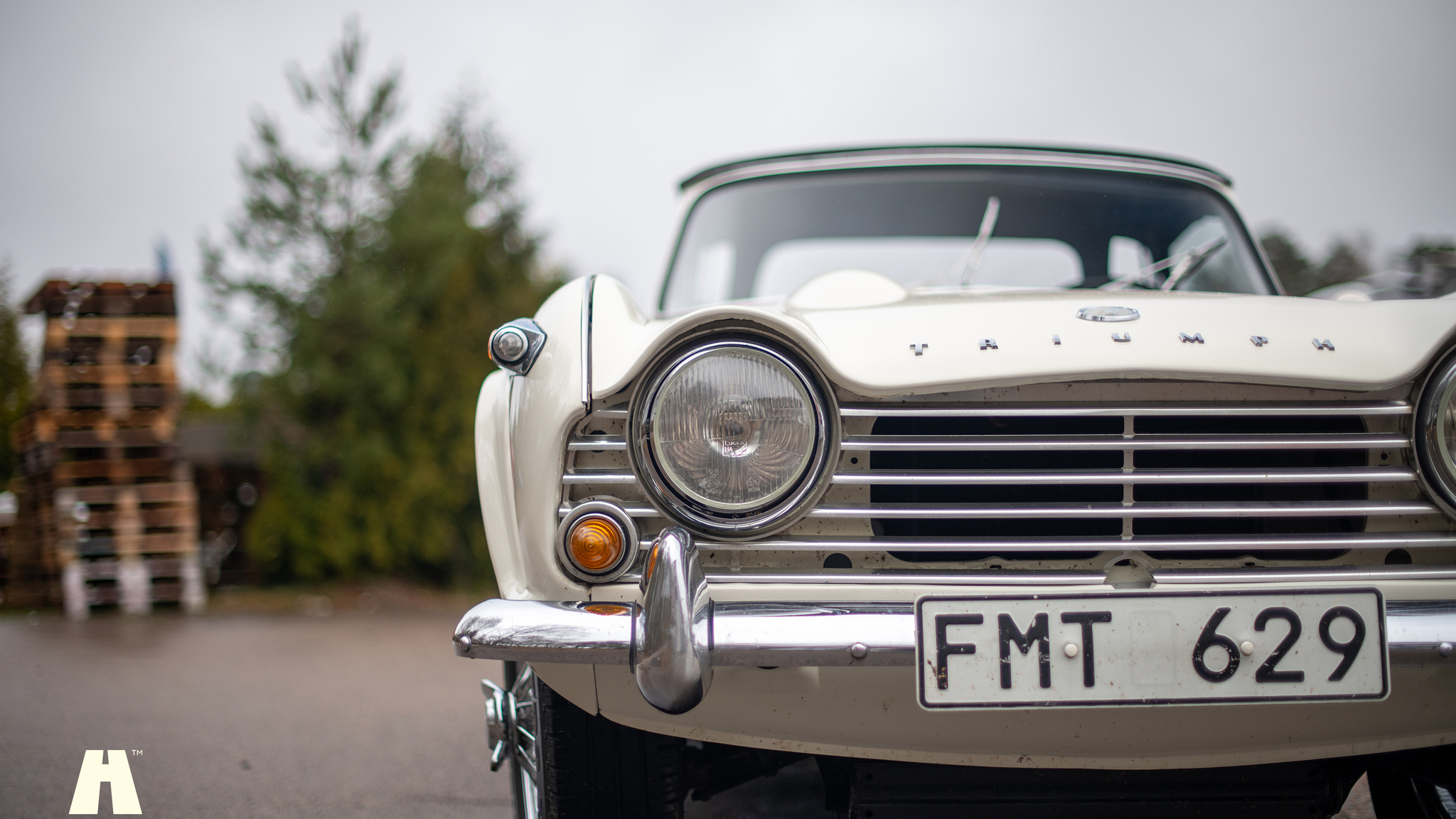 Aussenfoto 1966 Triumph TR4 A