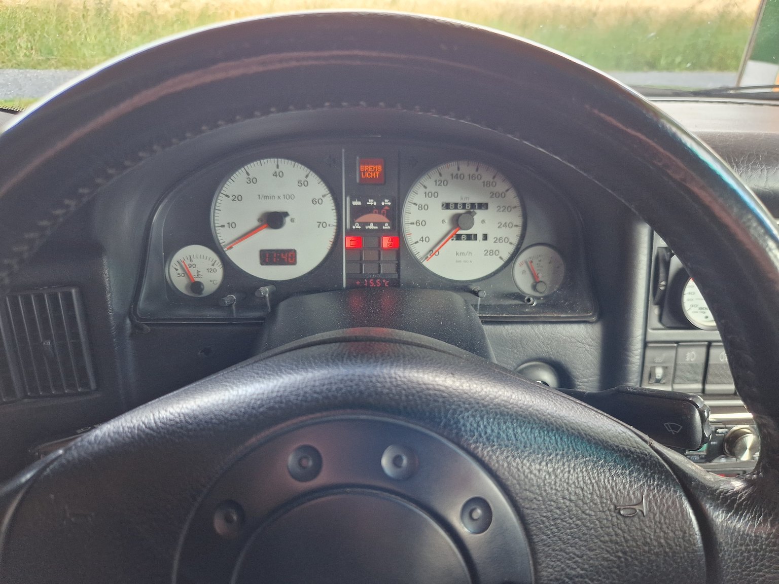 Innenraumfoto von 1993 Audi S2 Avant 2.2 quattro