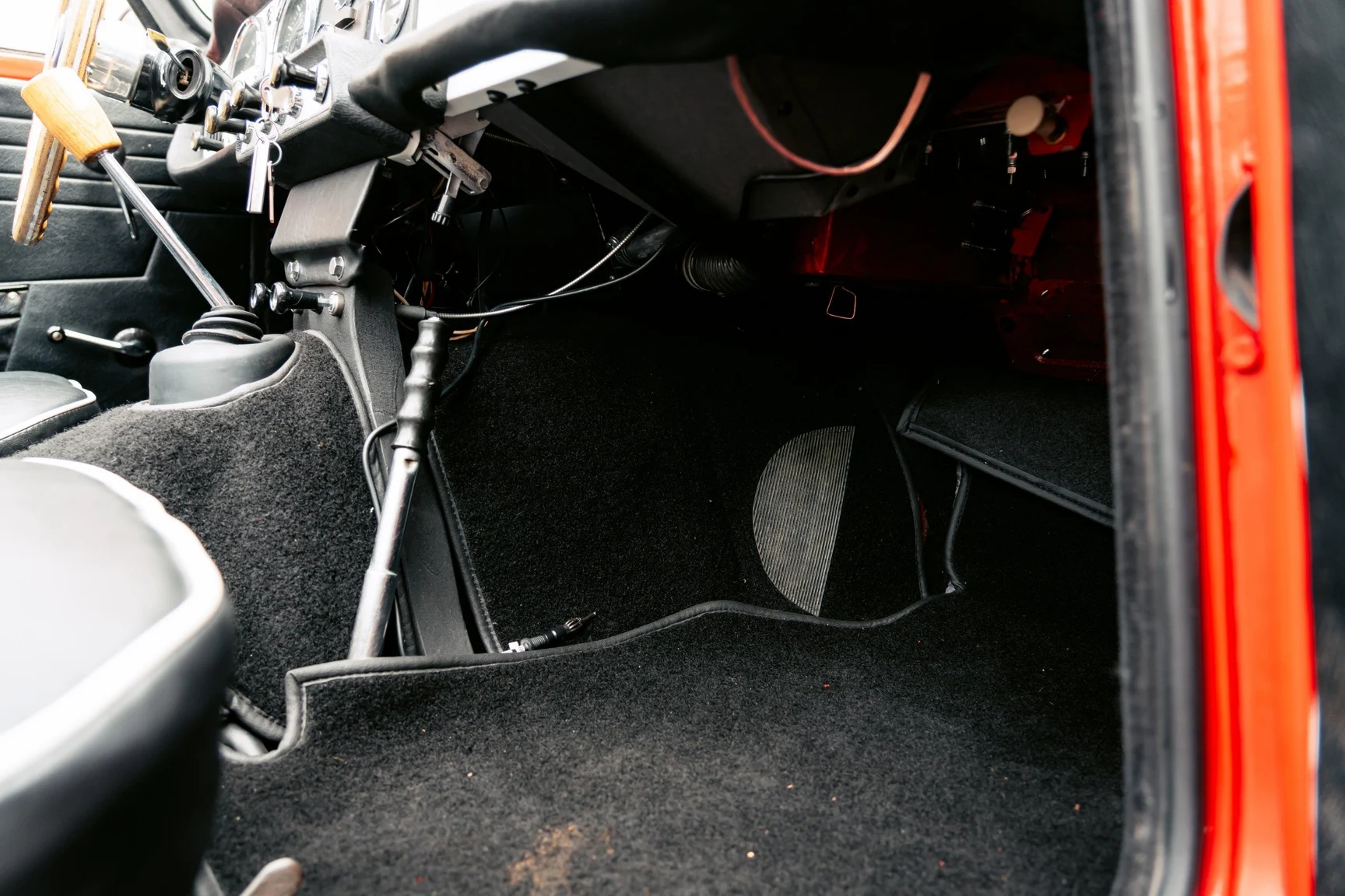 Interior image of 1963 Triumph TR4 (26)