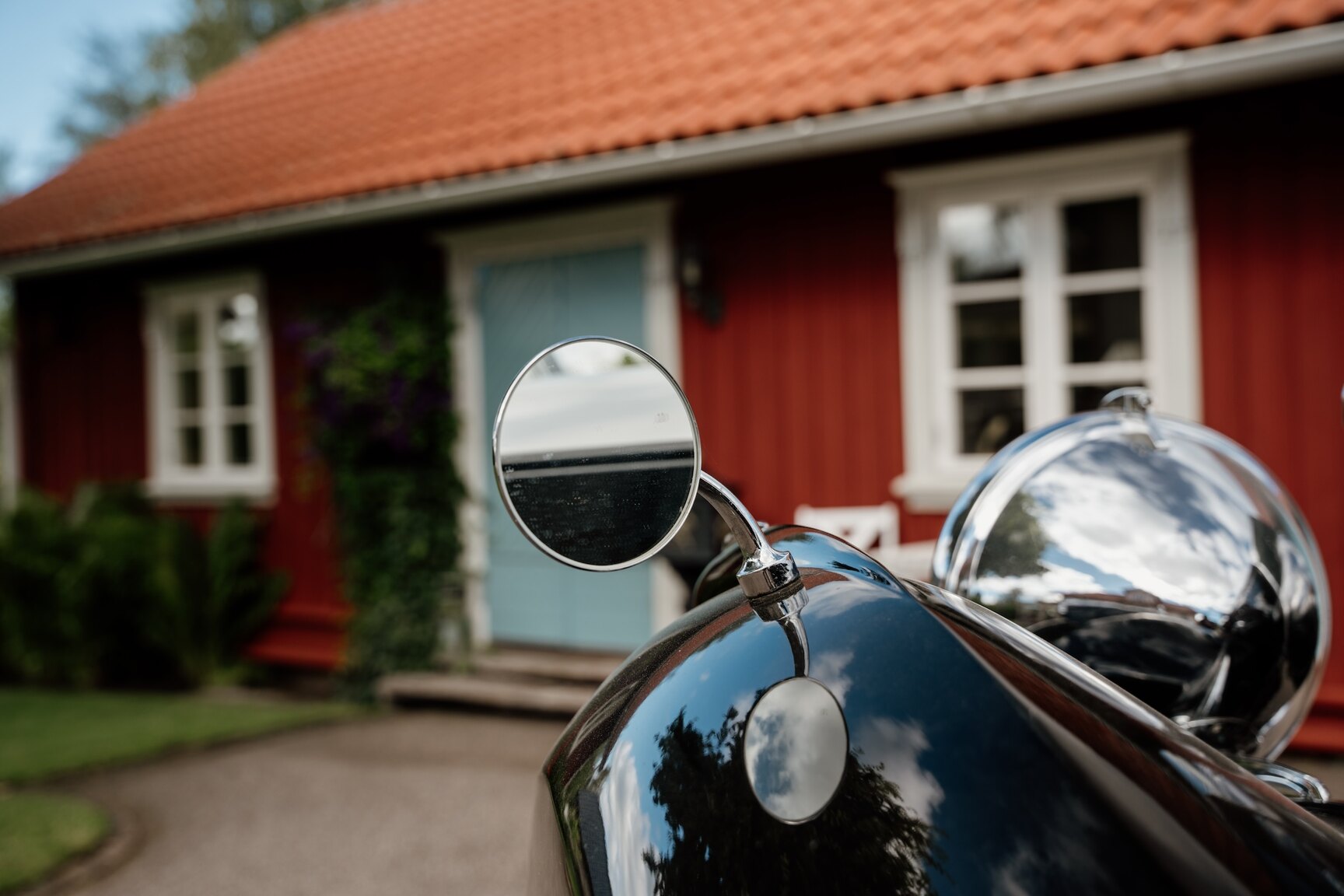 Exterior image of 1949 Rolls Royce Silver Wraith