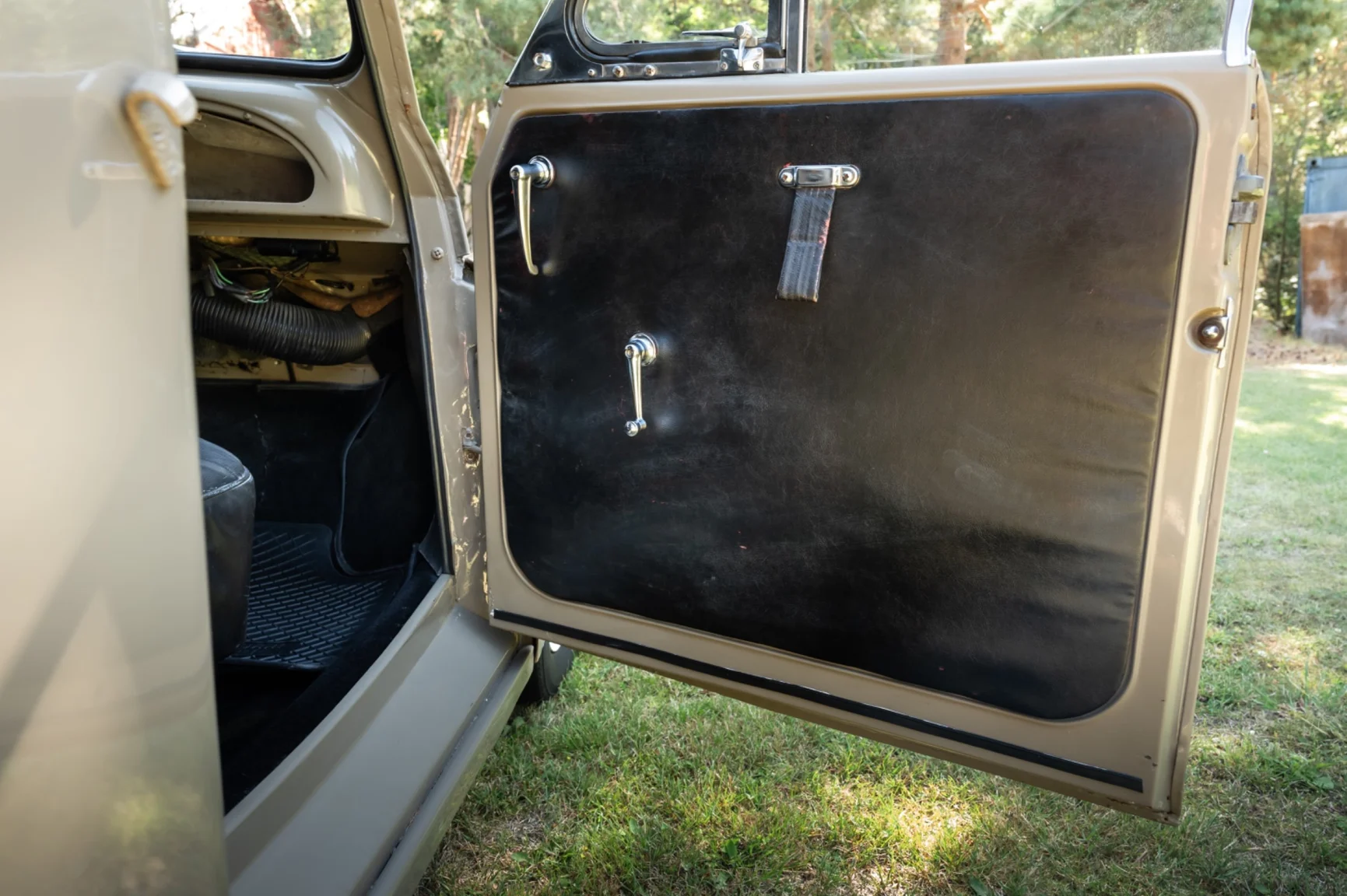 Interior image of 1971 Morris Minor 1000 (33)