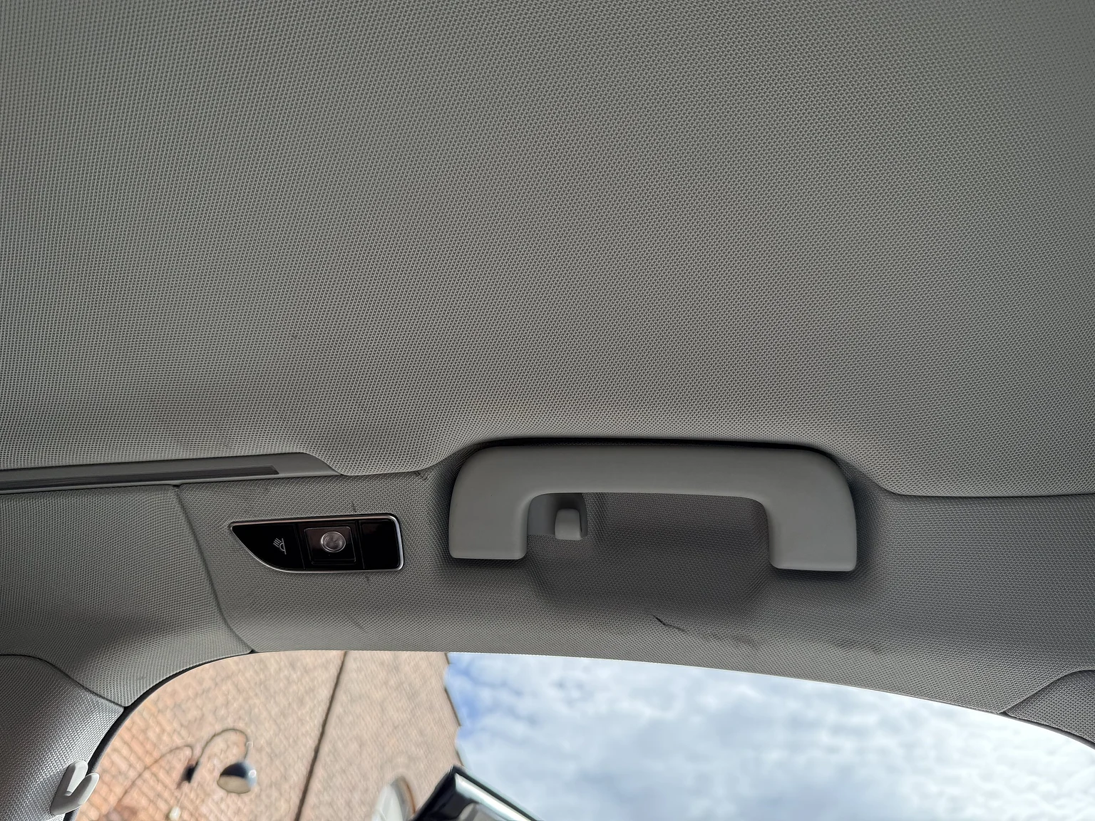 Innenraumfoto von 2014 Audi A8 4.0 TFSI (91)