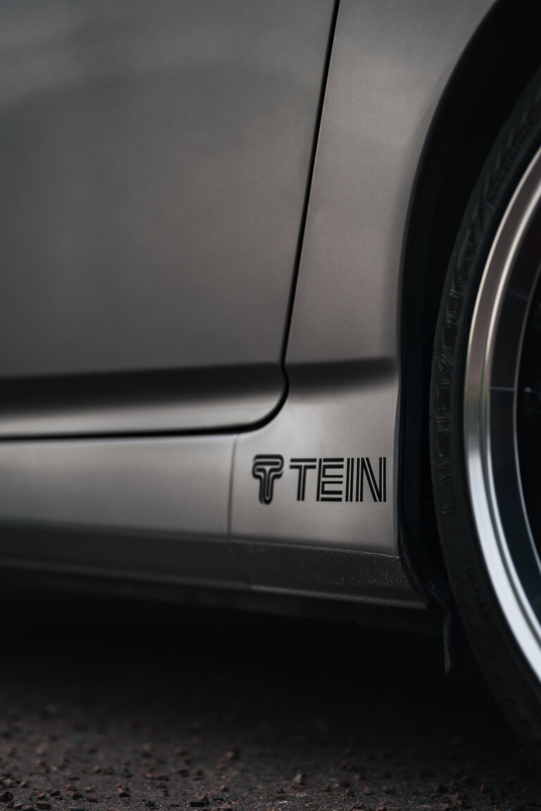 Exterior image of 2000 Honda S2000 AP1