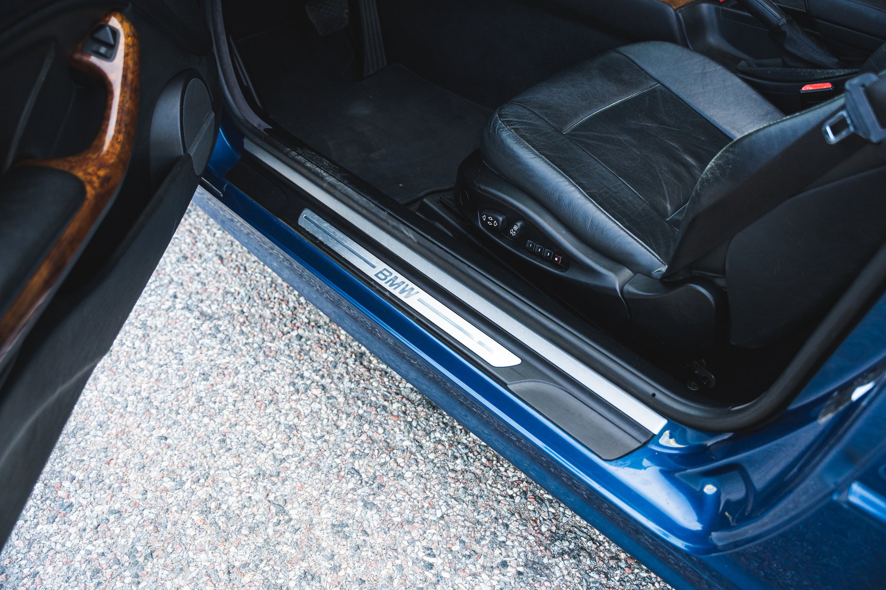 Interior image of 2001 BMW E46 325 Cabriolet (13)