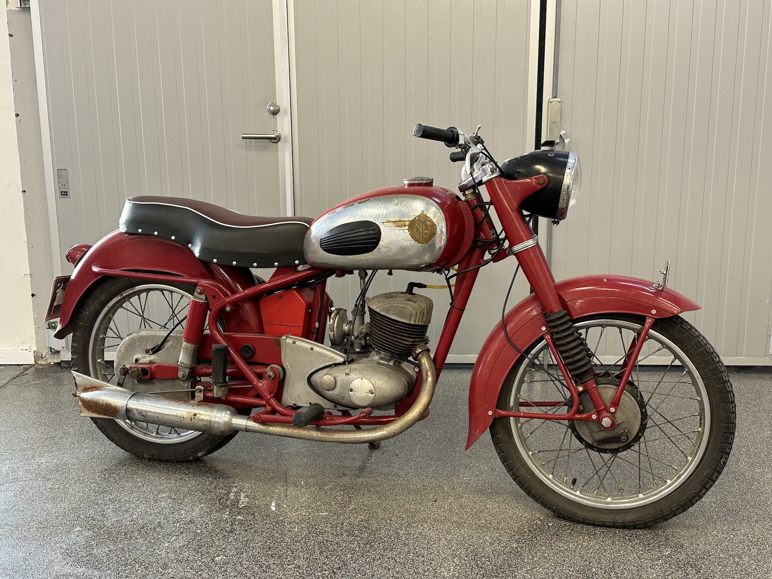 Exteriörbild på 1953 NV36