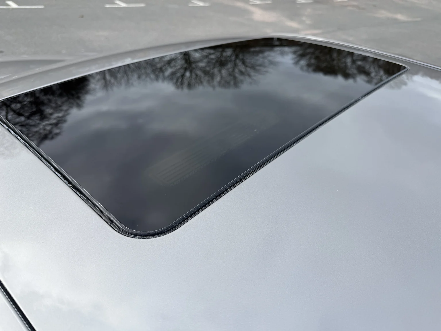 Exteriörbild på 2004 Mercedes-Benz E 500 7G-Tronic (52)