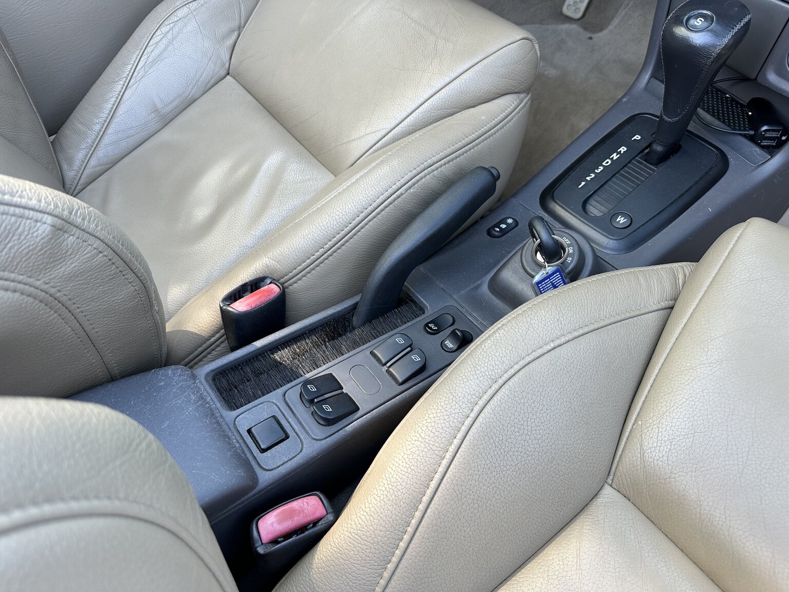 Interiörbild 2003 SAAB 9-3 Aero Turbo Cabriolet