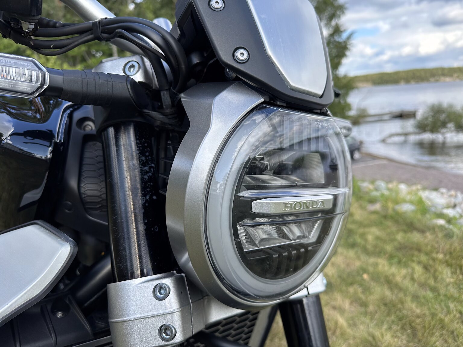 Exterior image of 2018 Honda CB1000R