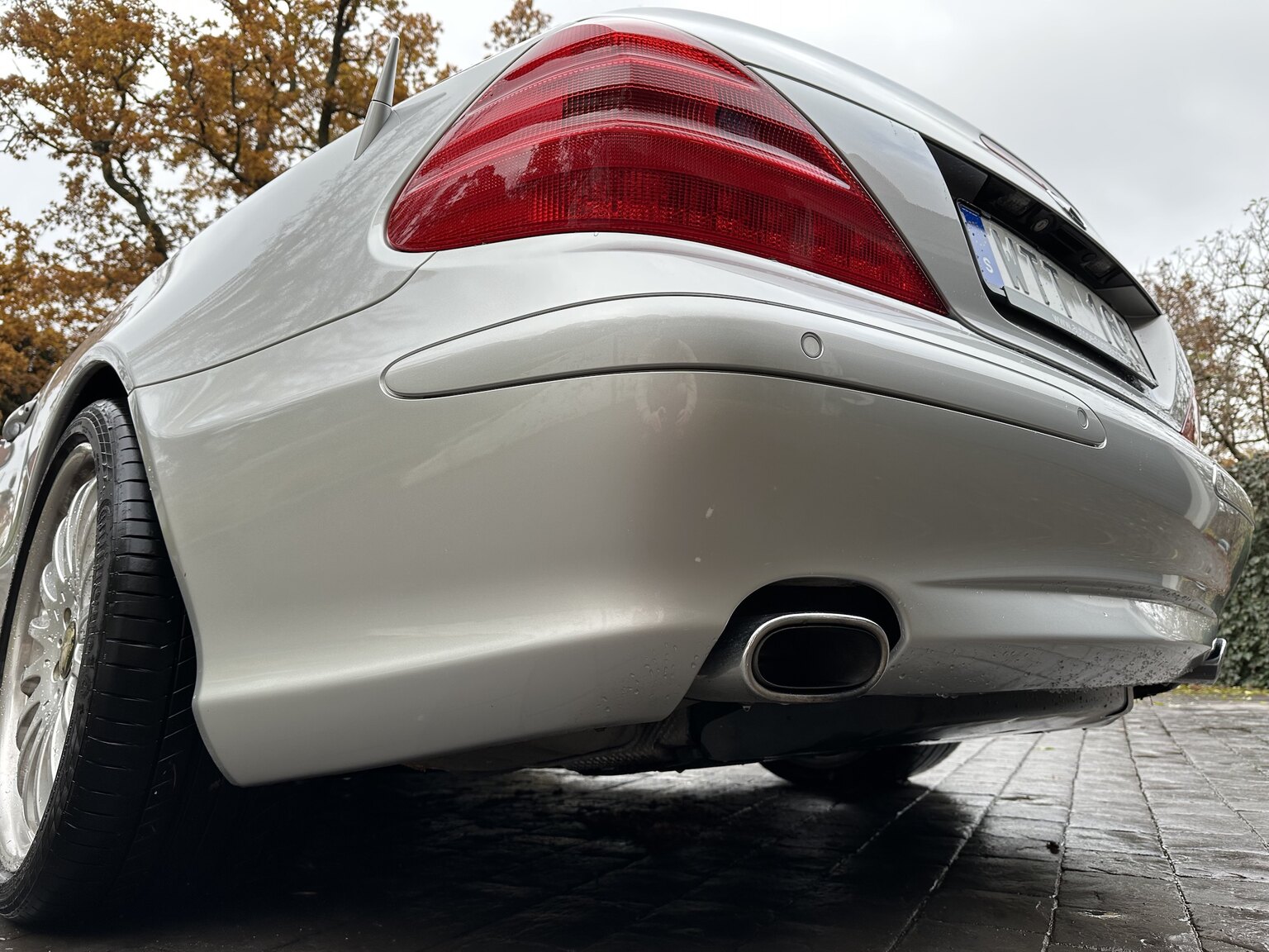 Exteriörbild på 2005 Mercedes-Benz SL 350
