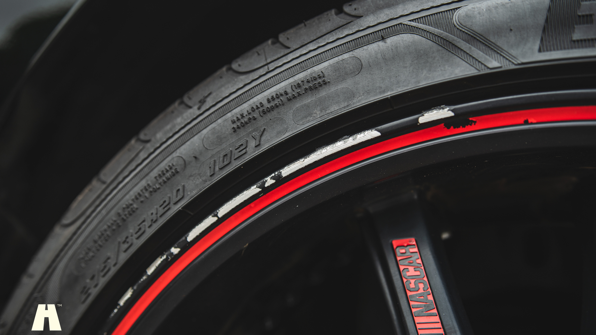 Exterior image of 2010 Ford Mustang GT 