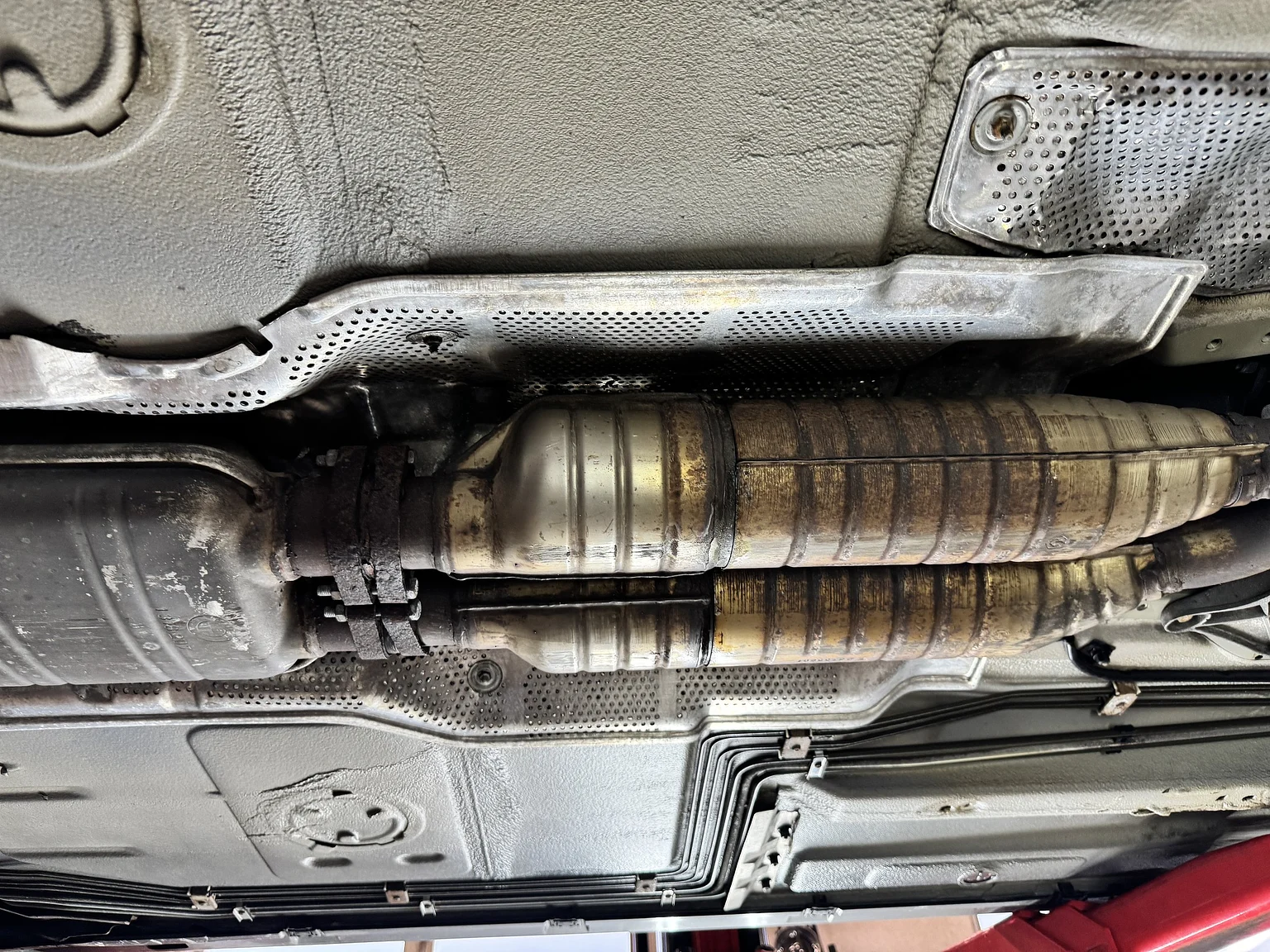 Image of 1993 BMW E34 M5 Touring  mechanics (57)