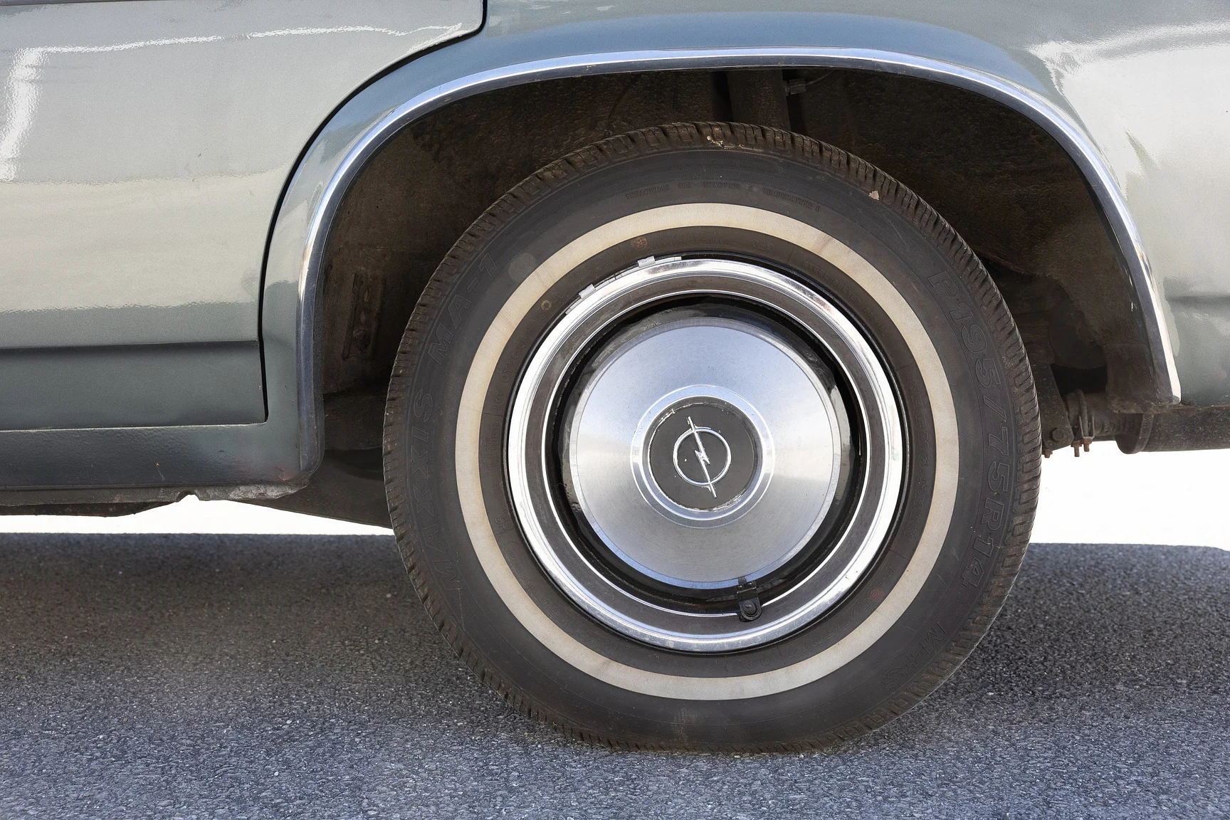 Exteriörbild på 1970 Opel Admiral Admiral (44)