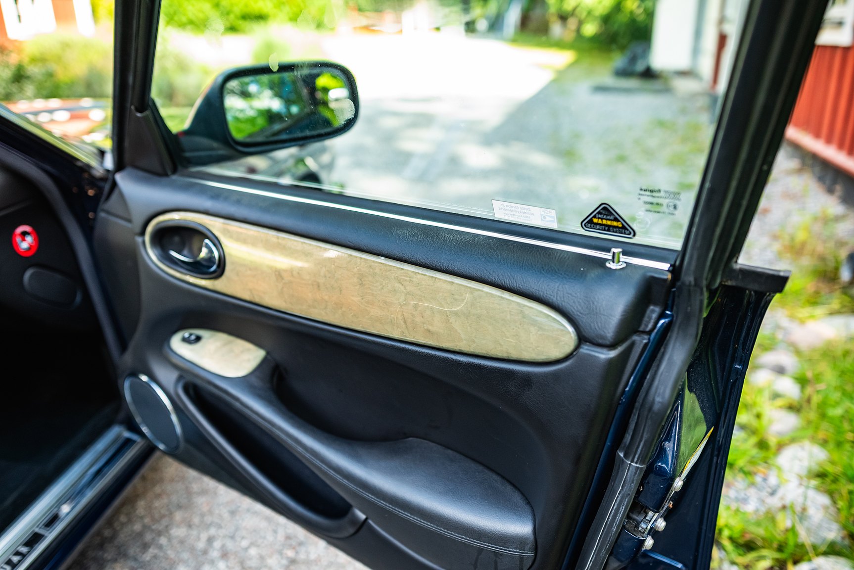 Interior image of 2001 Jaguar XJR