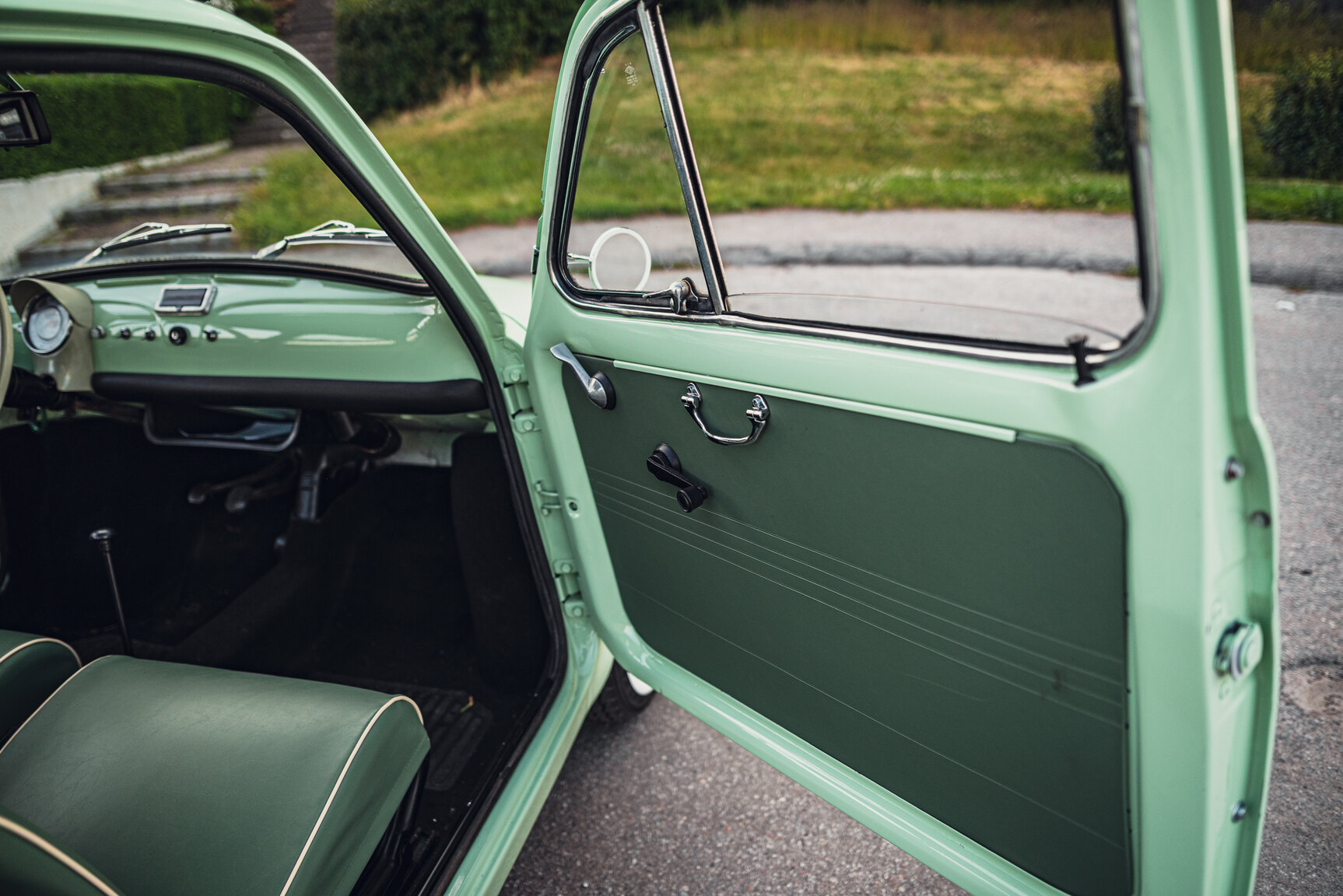 Innenraumfoto von 1967 Fiat 500 "No Reserve Auction"