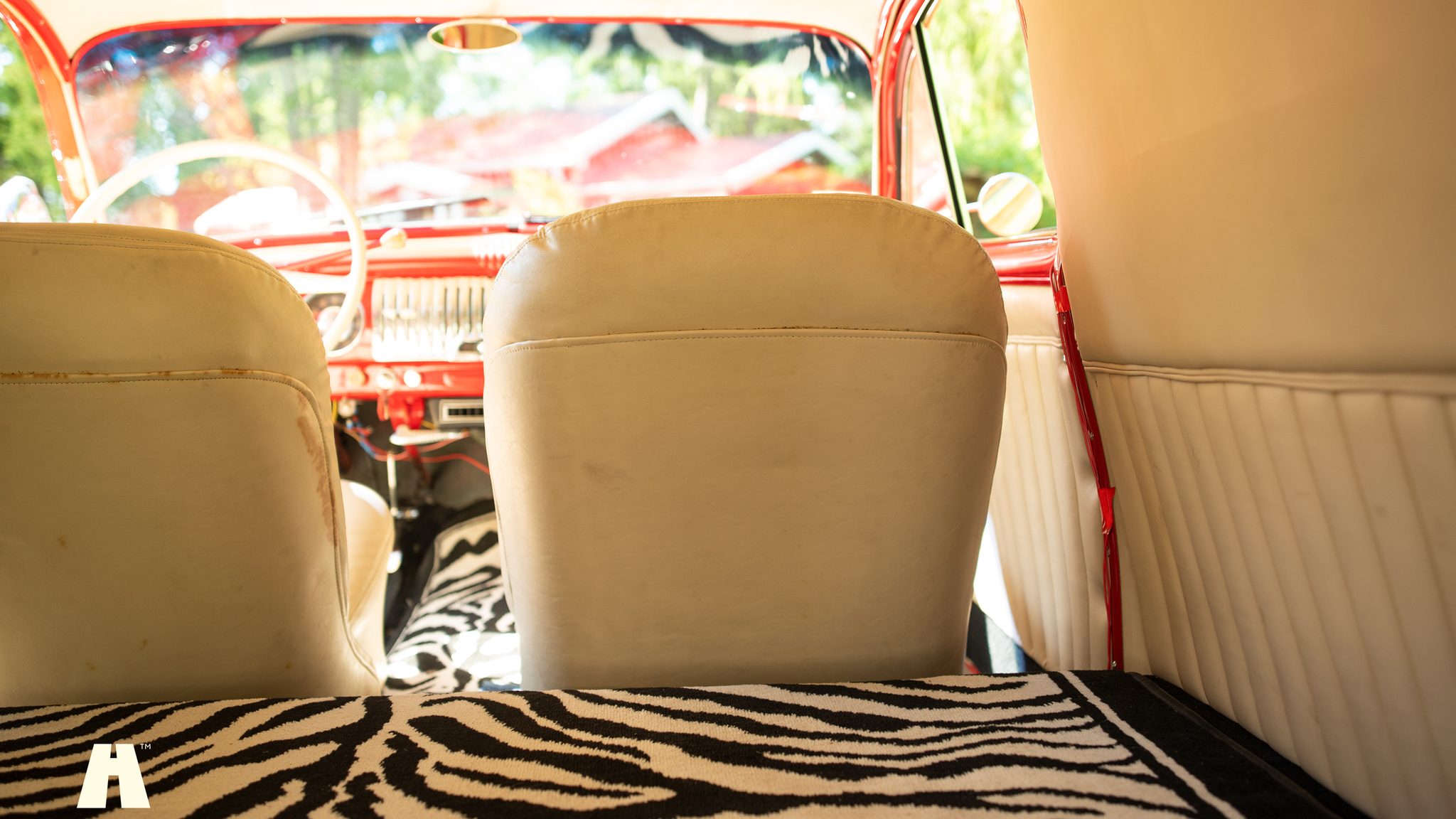 Innenraumfoto von 1952 Chevrolet Sedan Delivery Fire Truck (57)