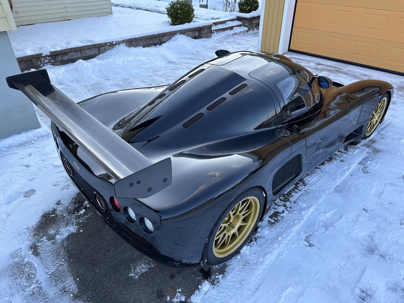 Exterior image of 2021 Ultima Evolution LS3