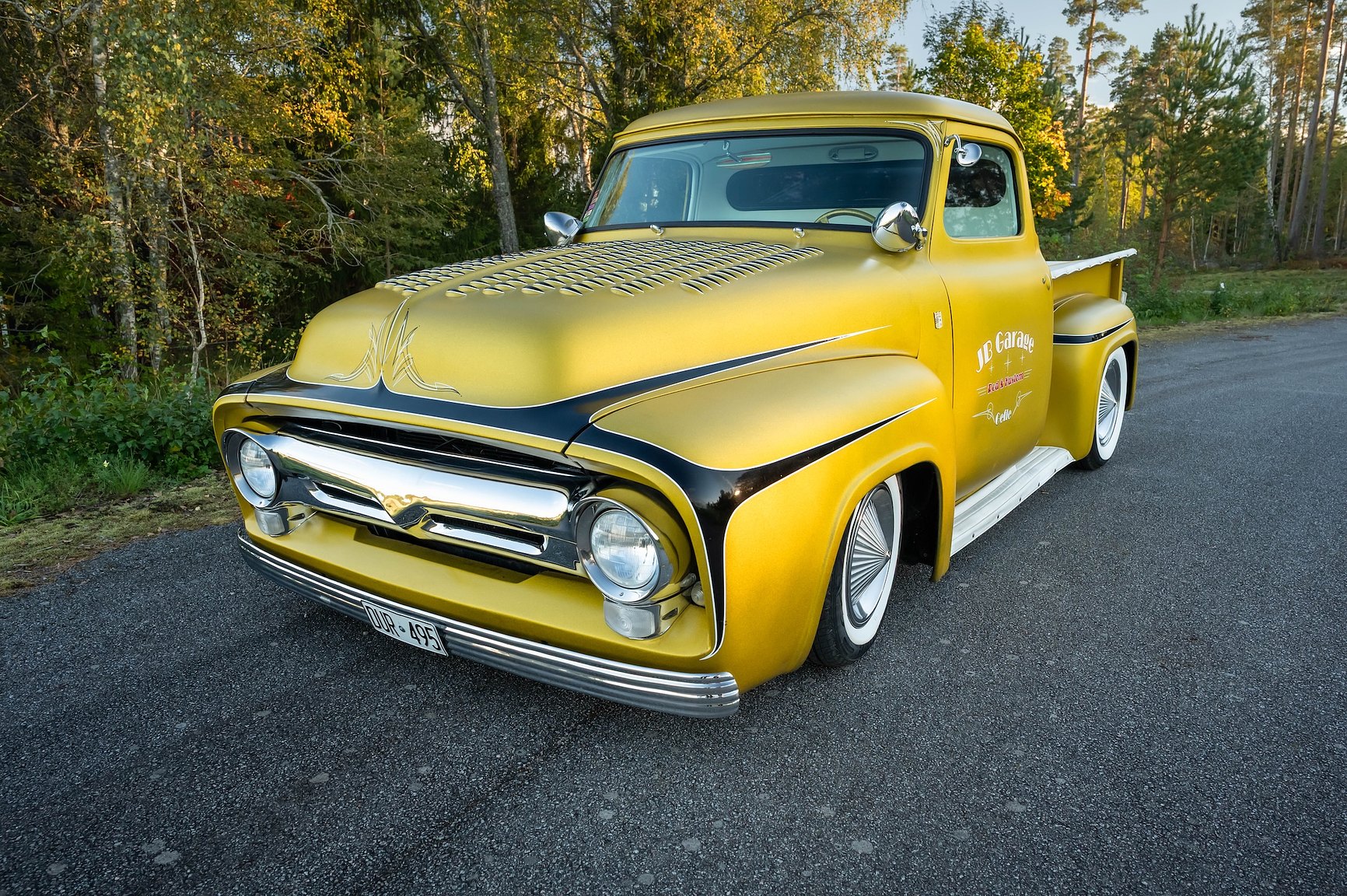 Exteriörbild på 1955 Ford F-100 Kustom