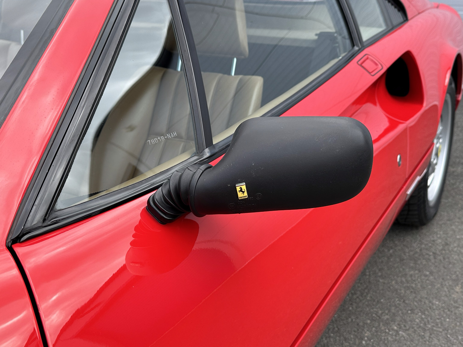 Exteriörbild på 1988 Ferrari 328 GTB