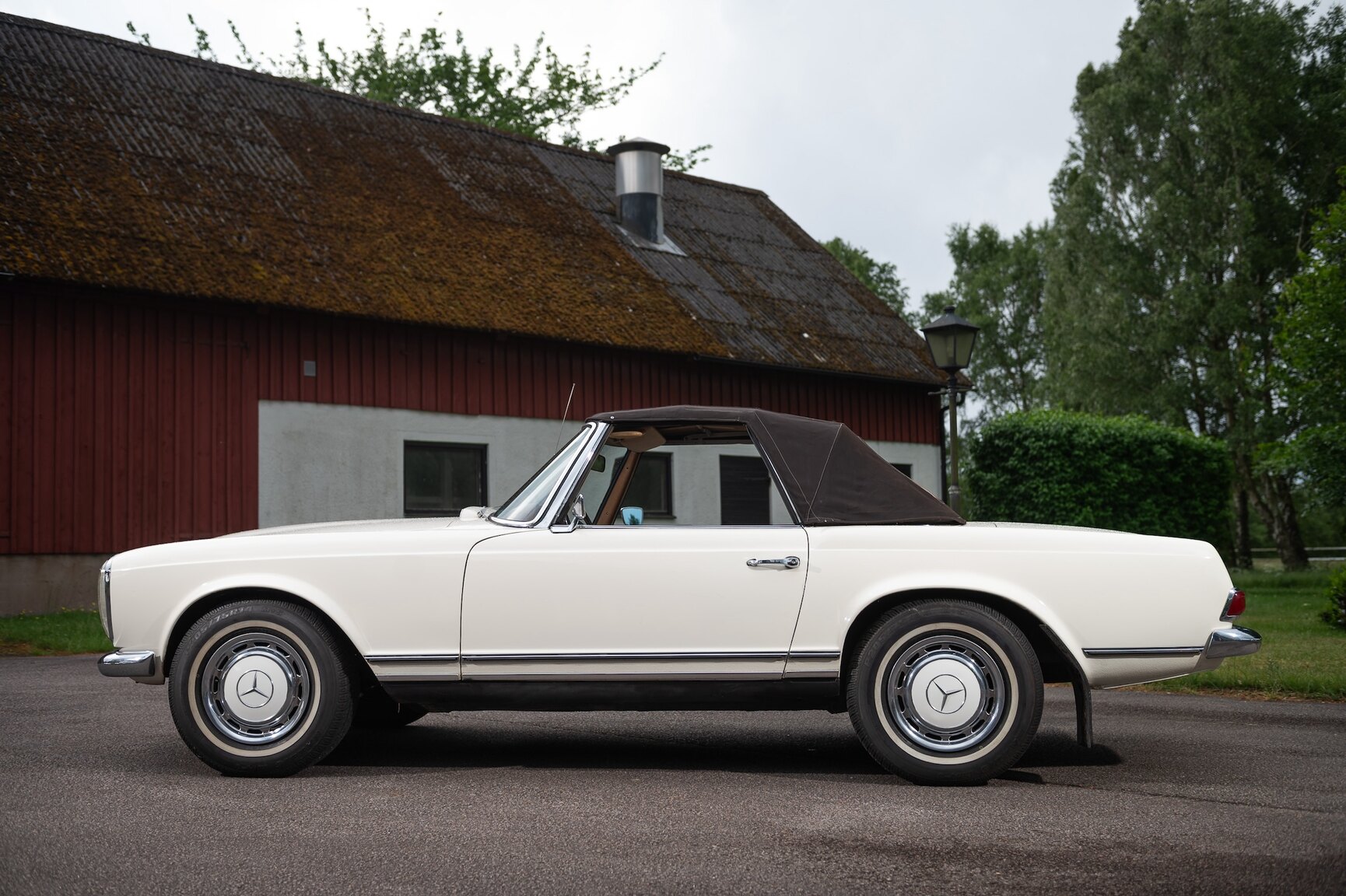 Aussenfoto 1968 Mercedes-Benz 280 SL Pagoda (16)