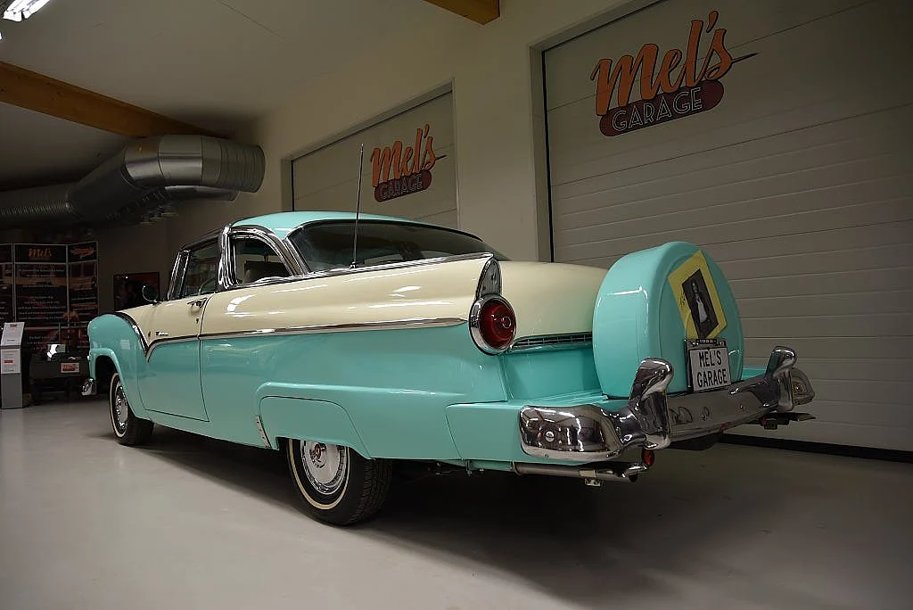 Bild på 1955 Ford Fairlane (50)