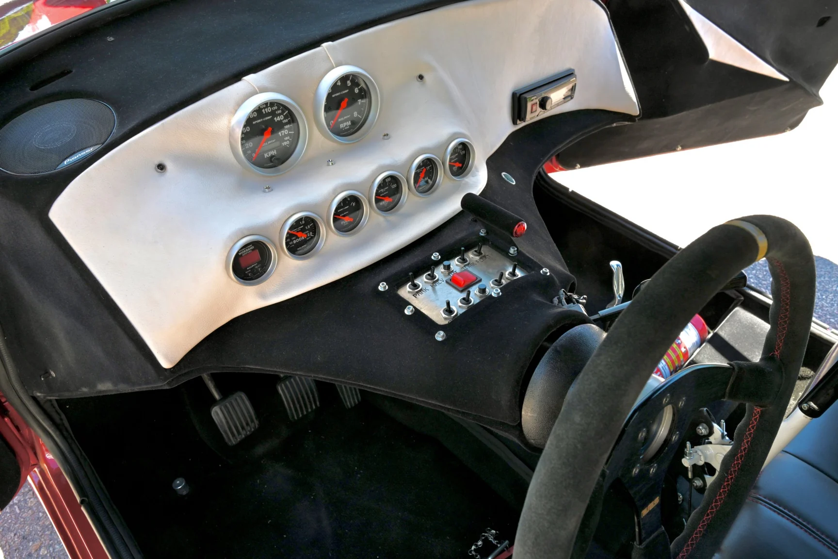 Innenraumfoto von 2013 Mini Cooper Turbo RWD (3)