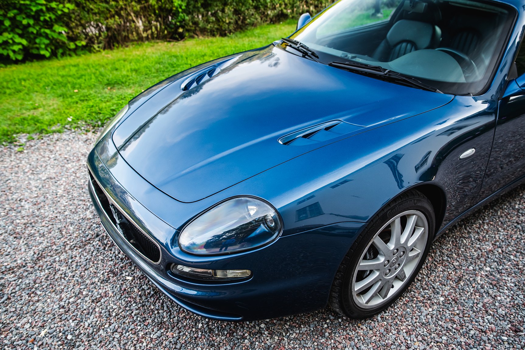 Exterior image of 2000 Maserati 3200 GT