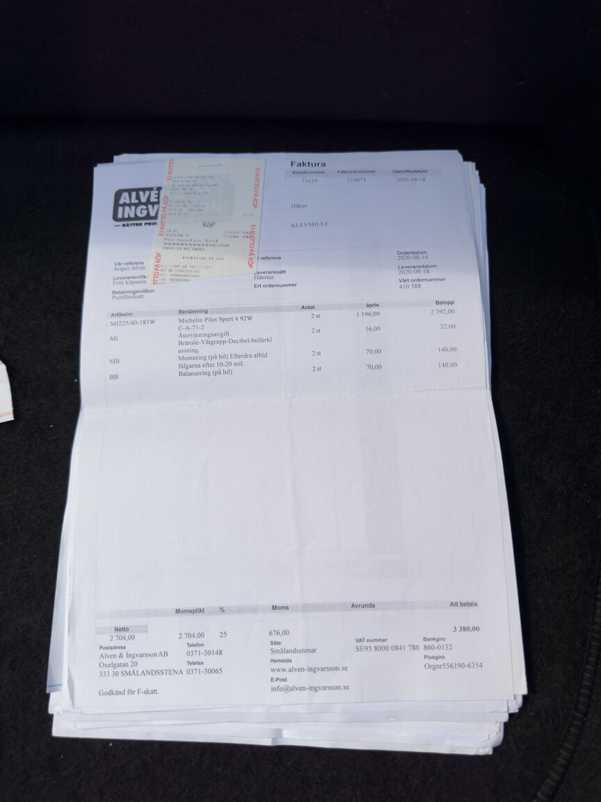 Dokumentation för 2004 Porsche 911 Carrera 4