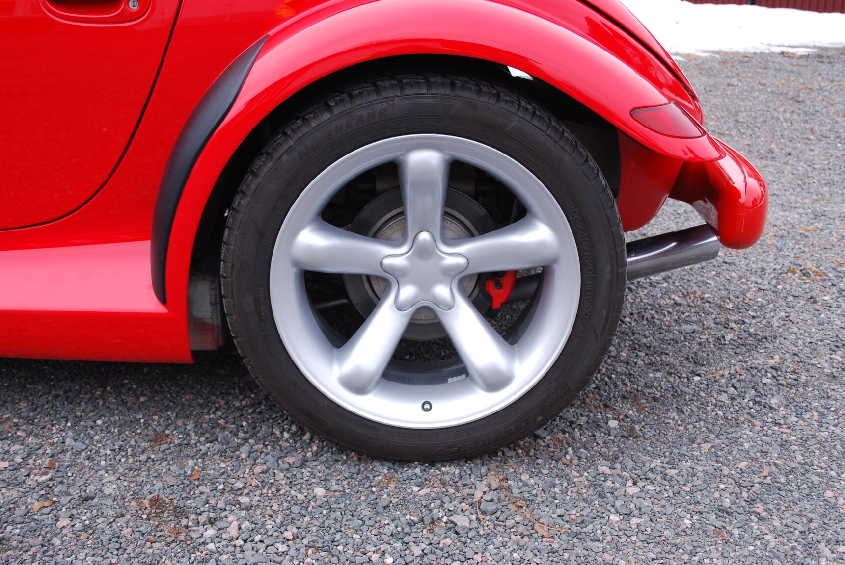Exteriörbild på 1999 Plymouth Prowler