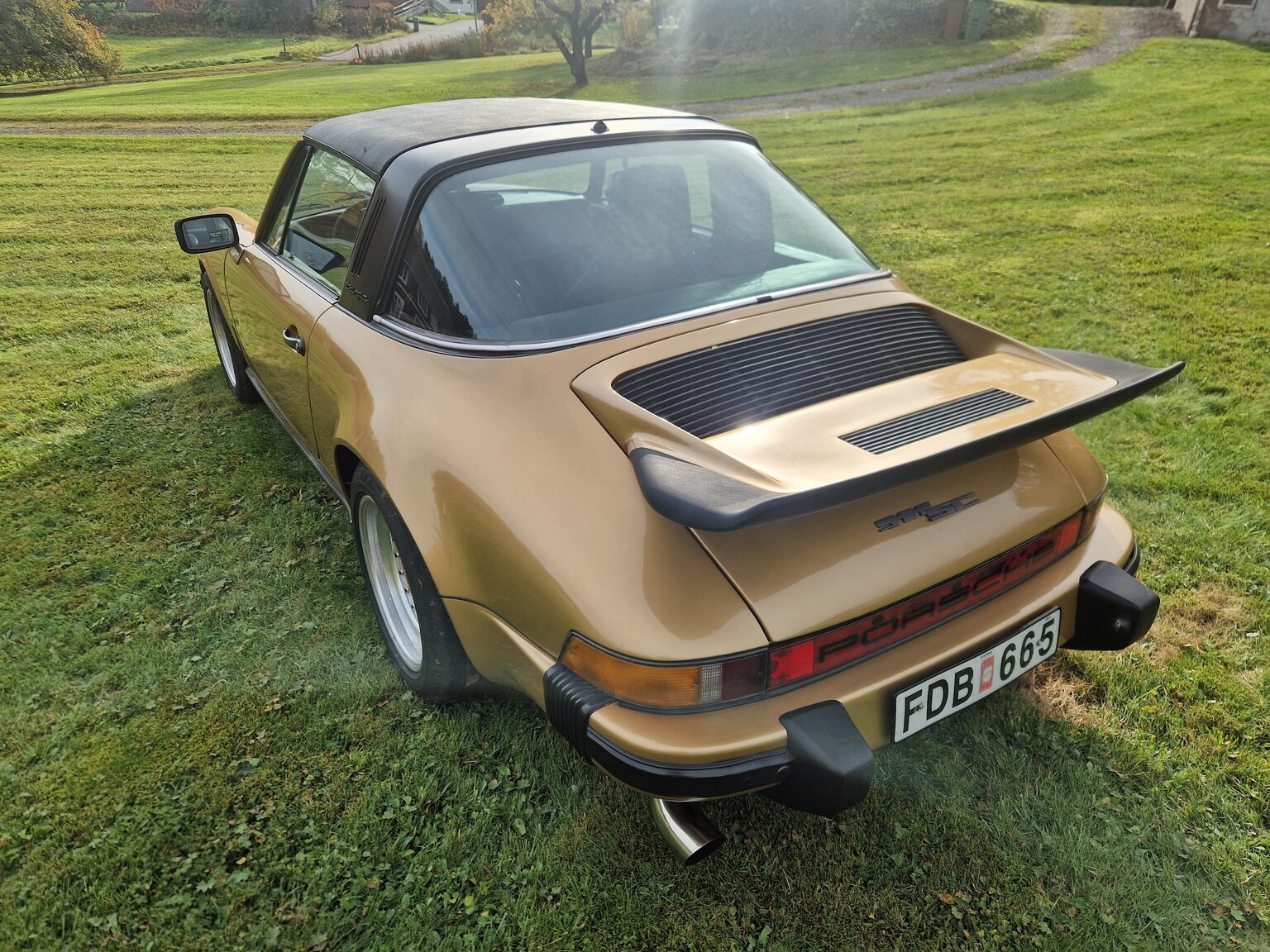 Exteriörbild på 1979 Porsche 911 SC Targa