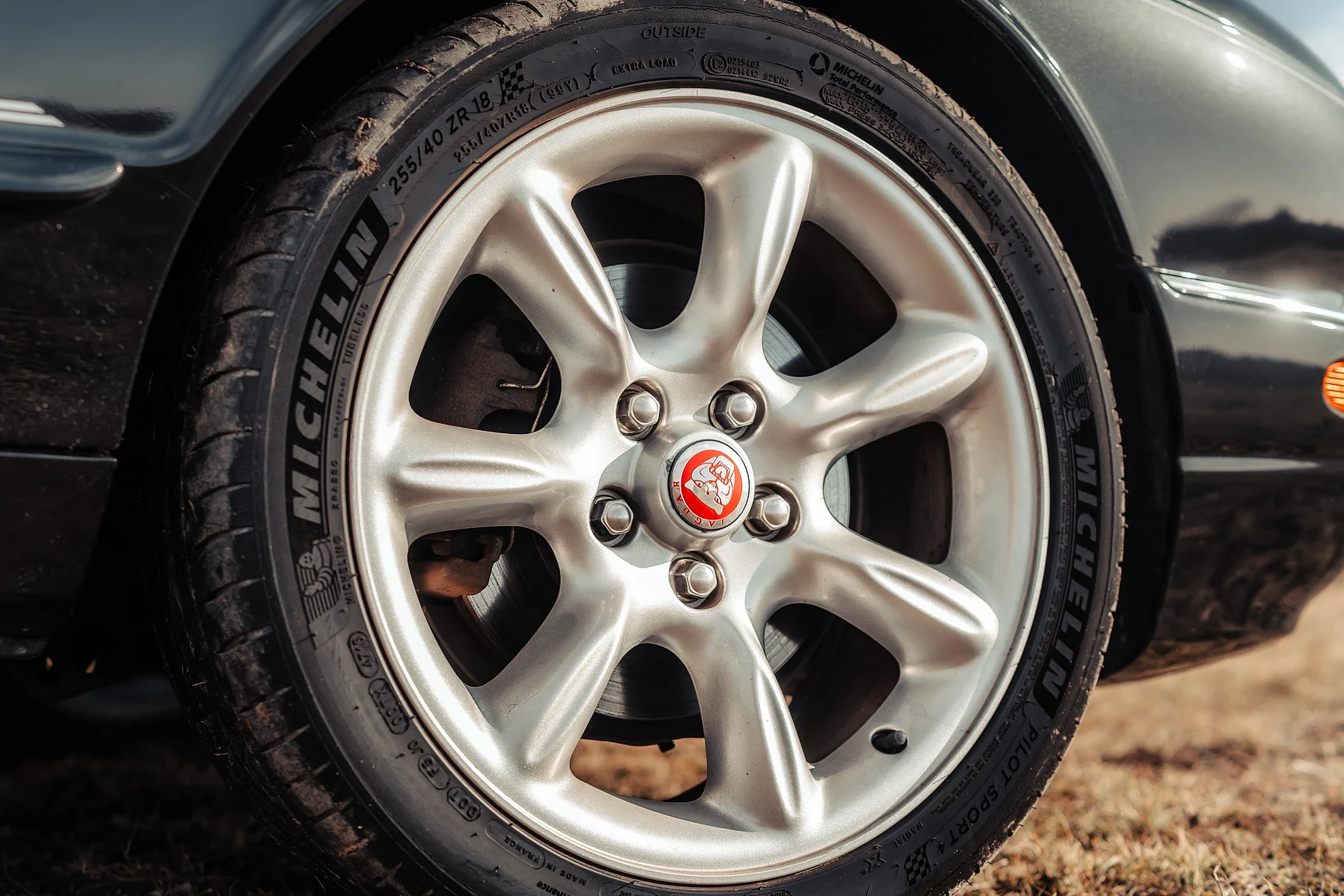 Exteriörbild på 1997 Jaguar XJR 4.0 Kompressor NO RESERVE (26)