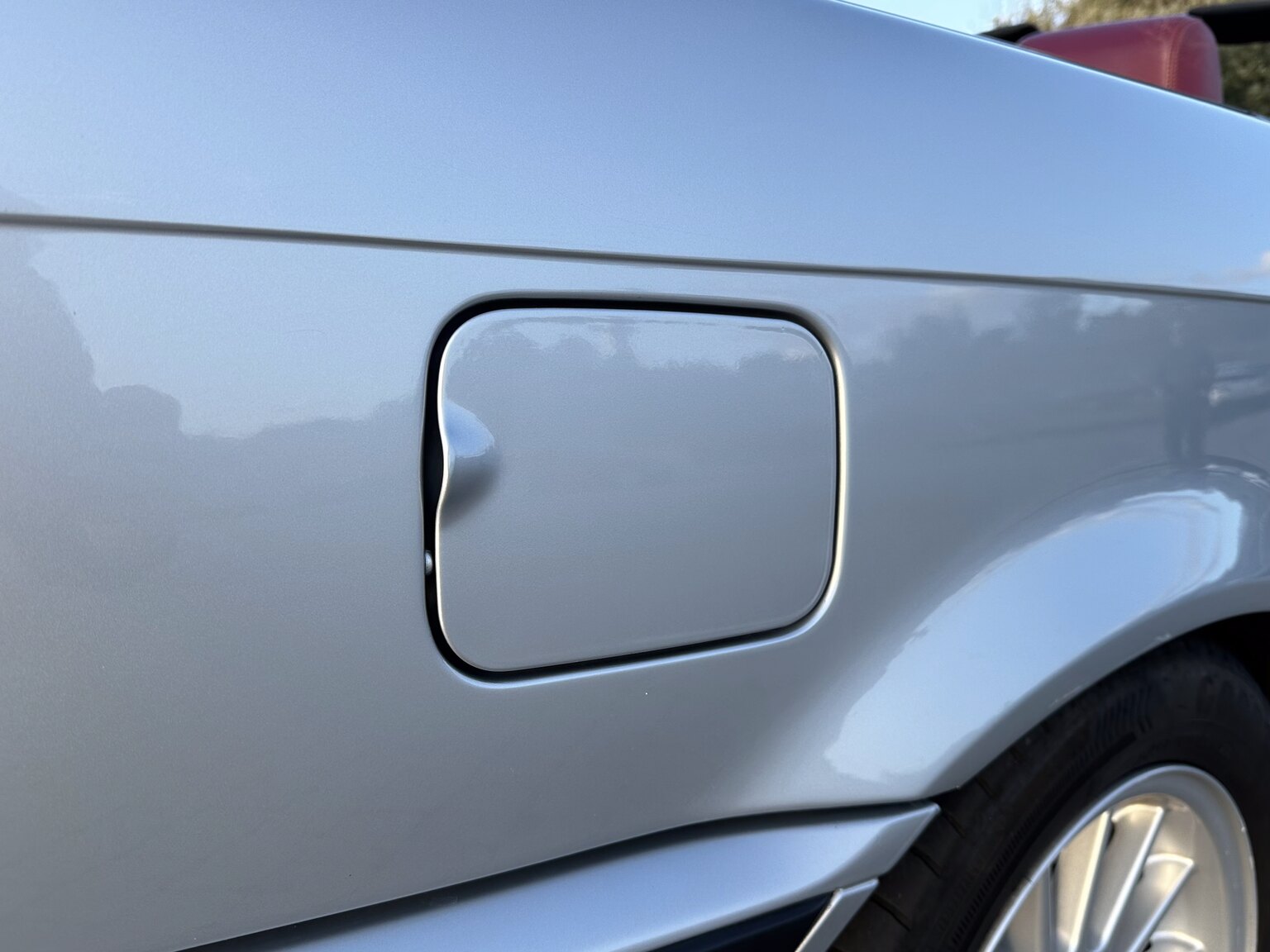 Exteriörbild på 1993 BMW 325i Convertible