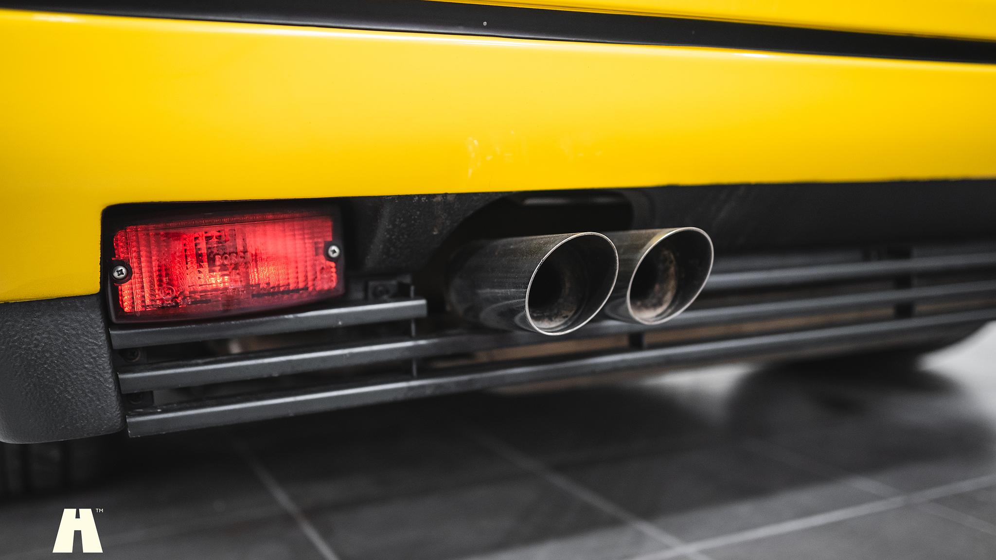 Exterior image of 1986 Ferrari 328 GTB