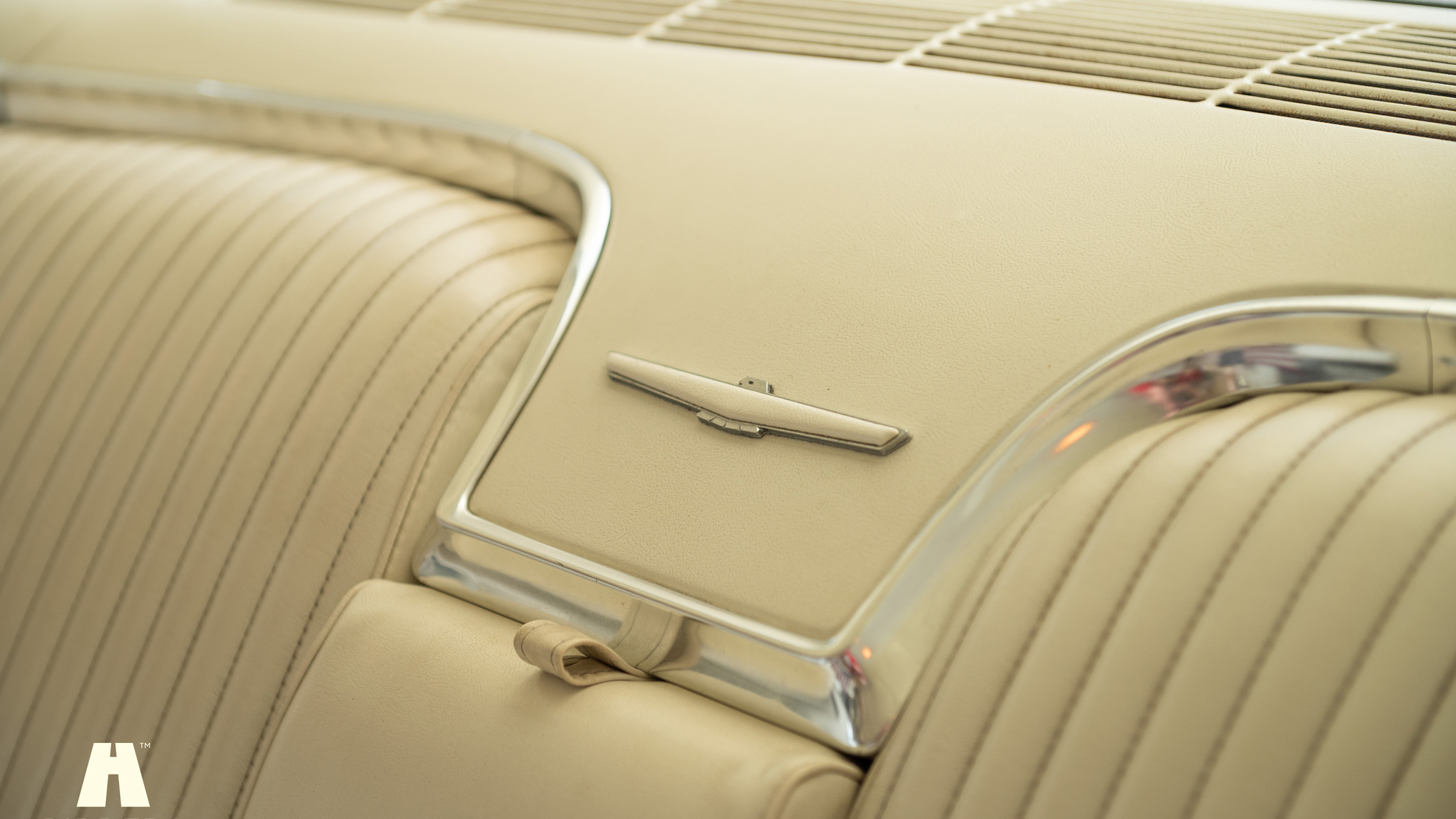 Innenraumfoto von 1964 Ford Thunderbird 6.4 HT (50)