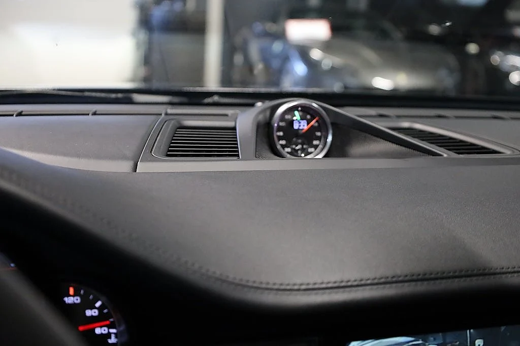 Bild von 2014 Porsche Panamera (11)