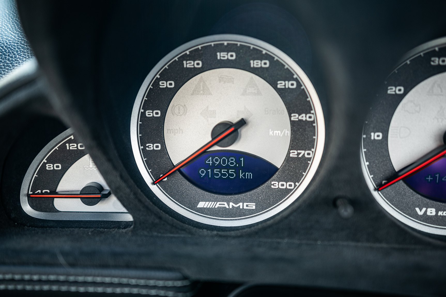 Interior image of 2002 Mercedes SL 55 AMG