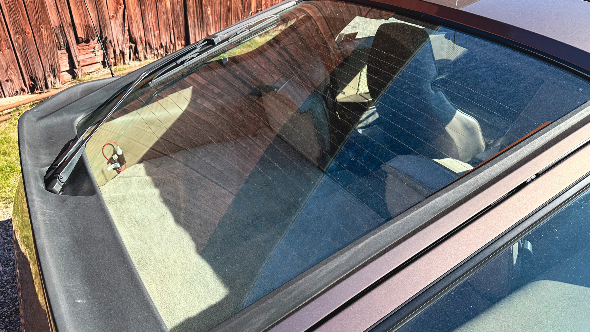 Exteriörbild på 1983 Porsche 928 S (38)