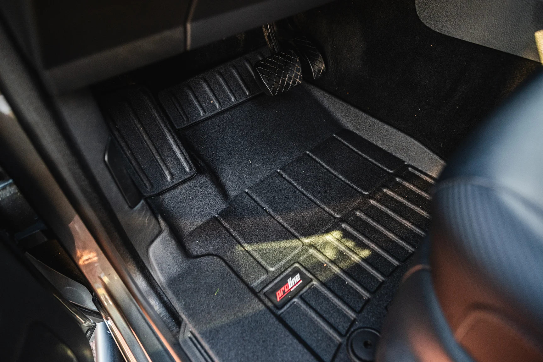 Interior image of 2020 Northea Camper Expedition Volkswagen Amarok (39)