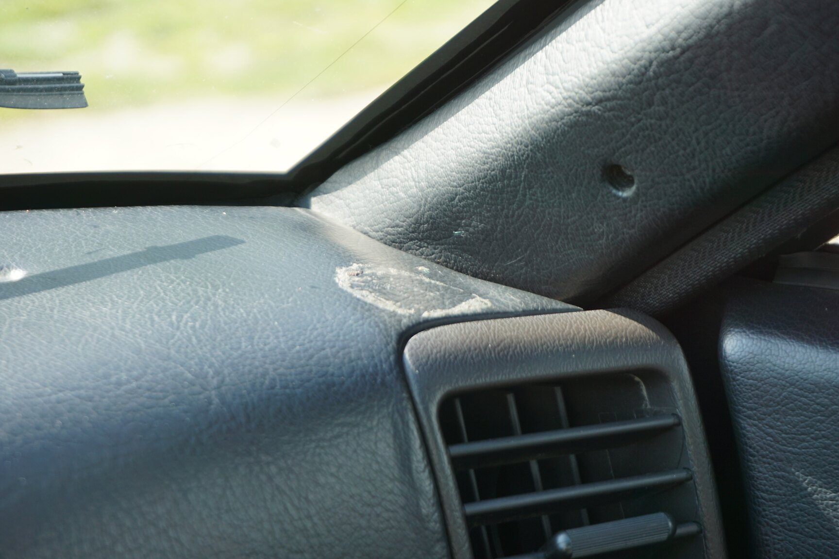 Interior image of 1985 Porsche 944 "NO RESERVE AUCTION"