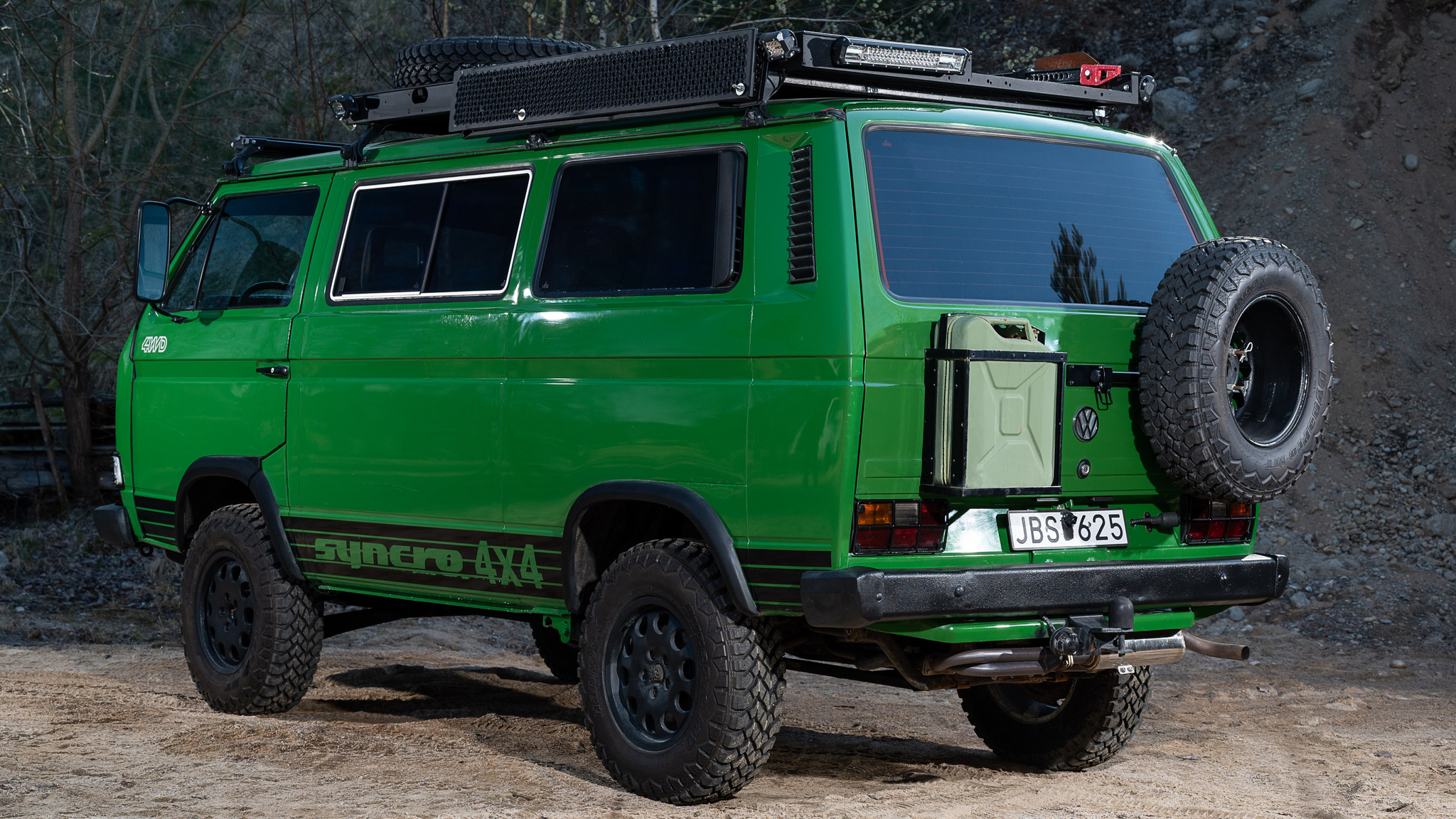 Exterior image of 1992 Volkswagen T3 Kombi Syncro 16" Westfalia